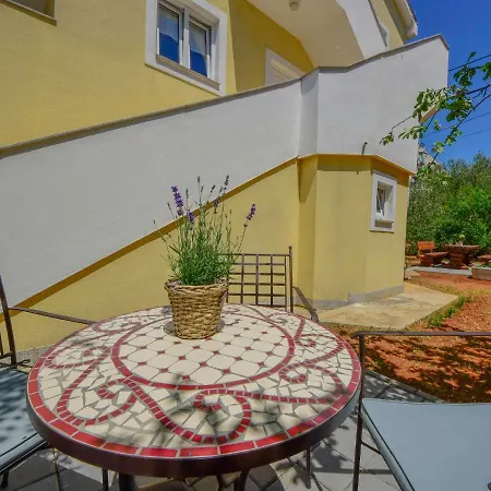 Apartament Zara